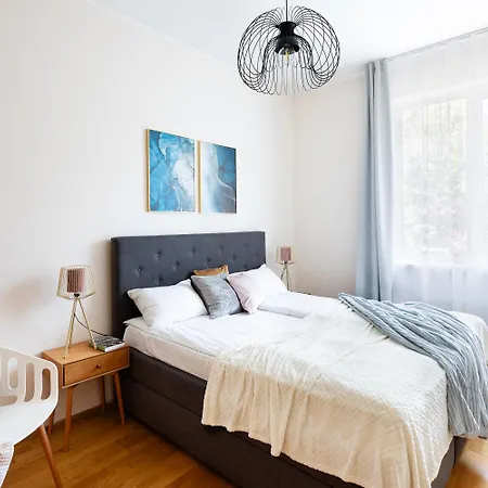 Appartement One Bedroom Sunny Tallinn Street With Parking *